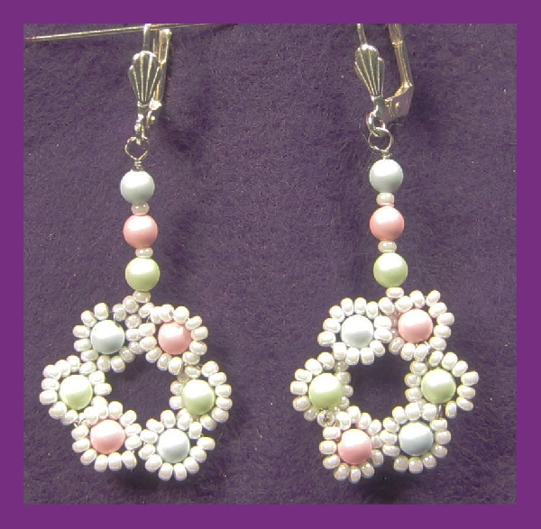 Ohrring mit Glasperlen