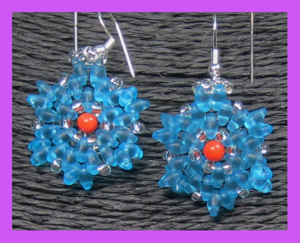 Ohrring mit Glasperlen